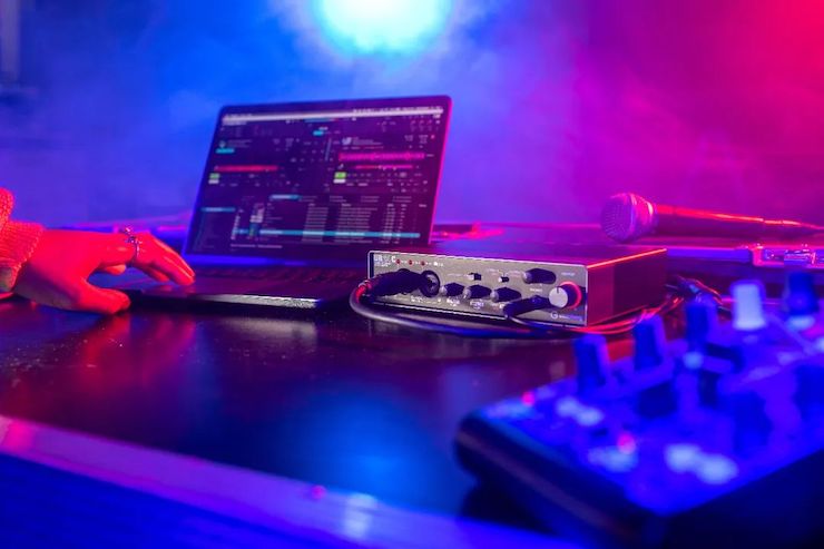 直播预告 | 3月13日千亿球友会在线培训——UR22C 声卡录音套装使用指南