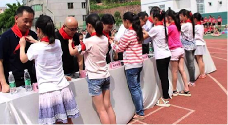 千亿球友会乐器爱心捐赠行动在四川金堂县举办 ——与音乐牵手 随幸福成长