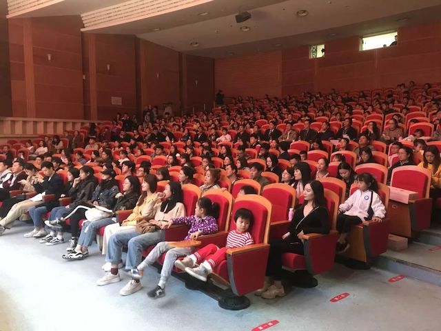 精彩回顾 | 2019千亿球友会亚洲音乐奖学金·南昌大学颁奖仪式--暨千亿球友会艺术家皮特·多那赫钢琴音乐会及大师班圆满落幕！