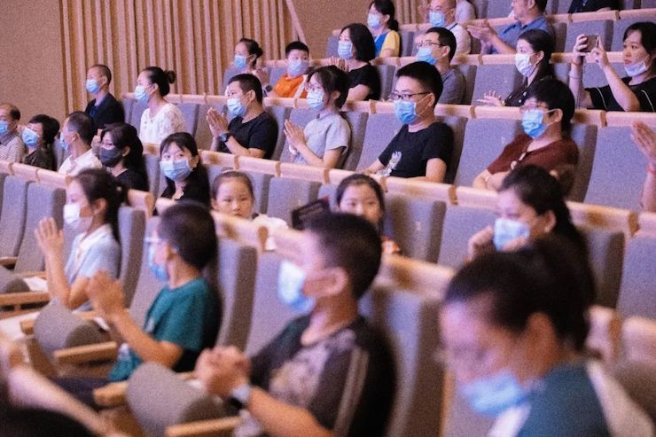 活动报道 | “科技助力，跨越时空”，小鹿纯子携手刘明康共享中日音乐盛宴