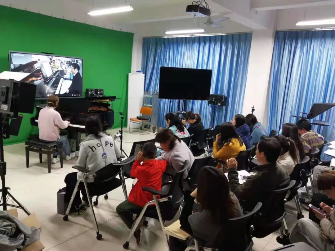 科技助力音乐教学，牵手大师零距离大师课